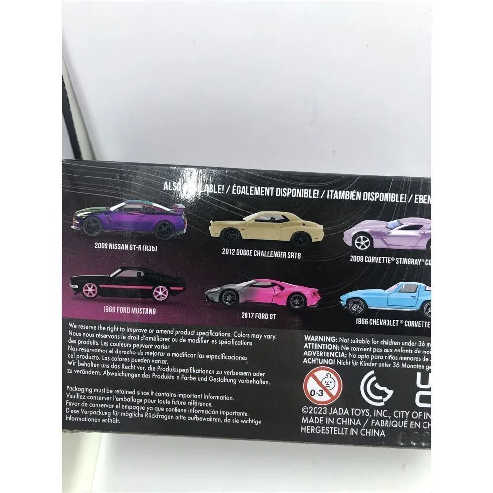 2017 Ford GT, Jada 1:32 Pink Slips Diecast Car . New. Please Read